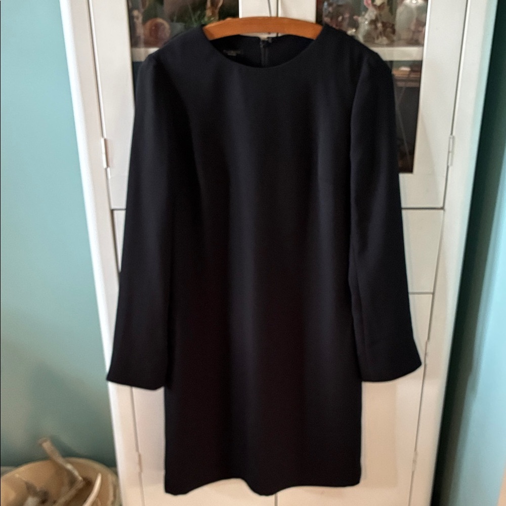Talbots sz 2 Elegant Black Dress beautiful buttons on sleeves nwt formal evening